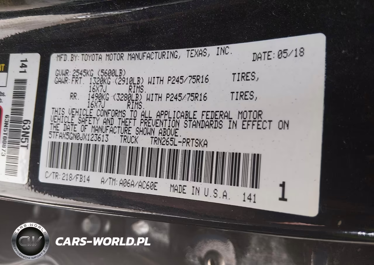2018 Toyota Tacoma Sr VIN:5TFAX5GN0JX123613 - 9