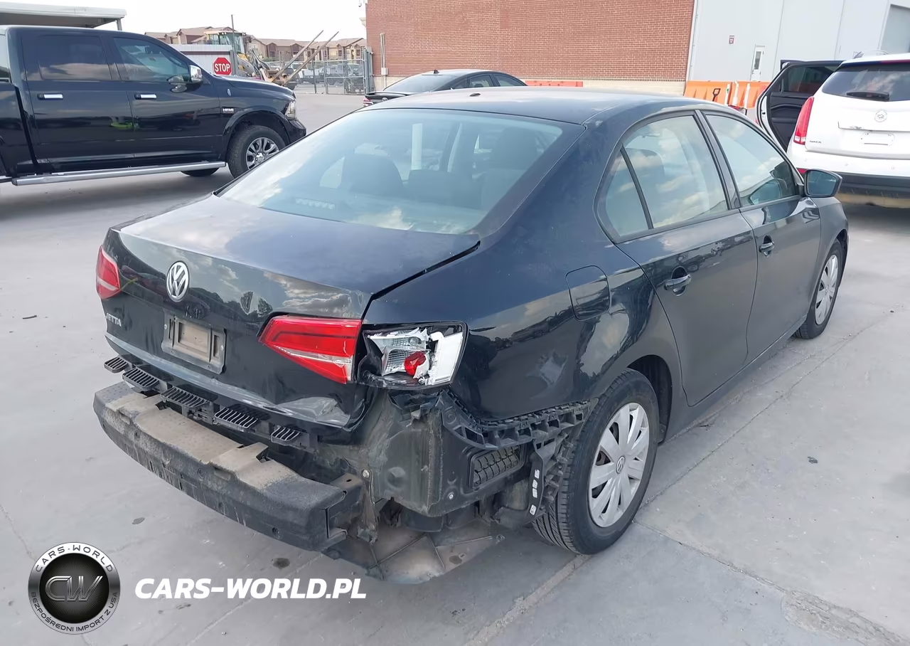 2015 Volkswagen Jetta 2.0L S VIN:3VW2K7AJ1FM409761 - 4