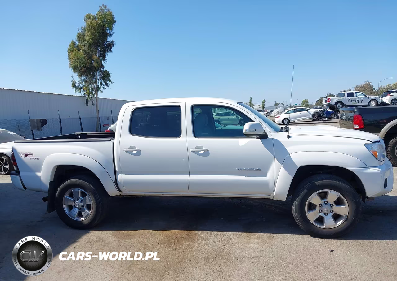 2012 Toyota Tacoma Prerunner V6 VIN:3TMJU4GN2CM138173 - 13