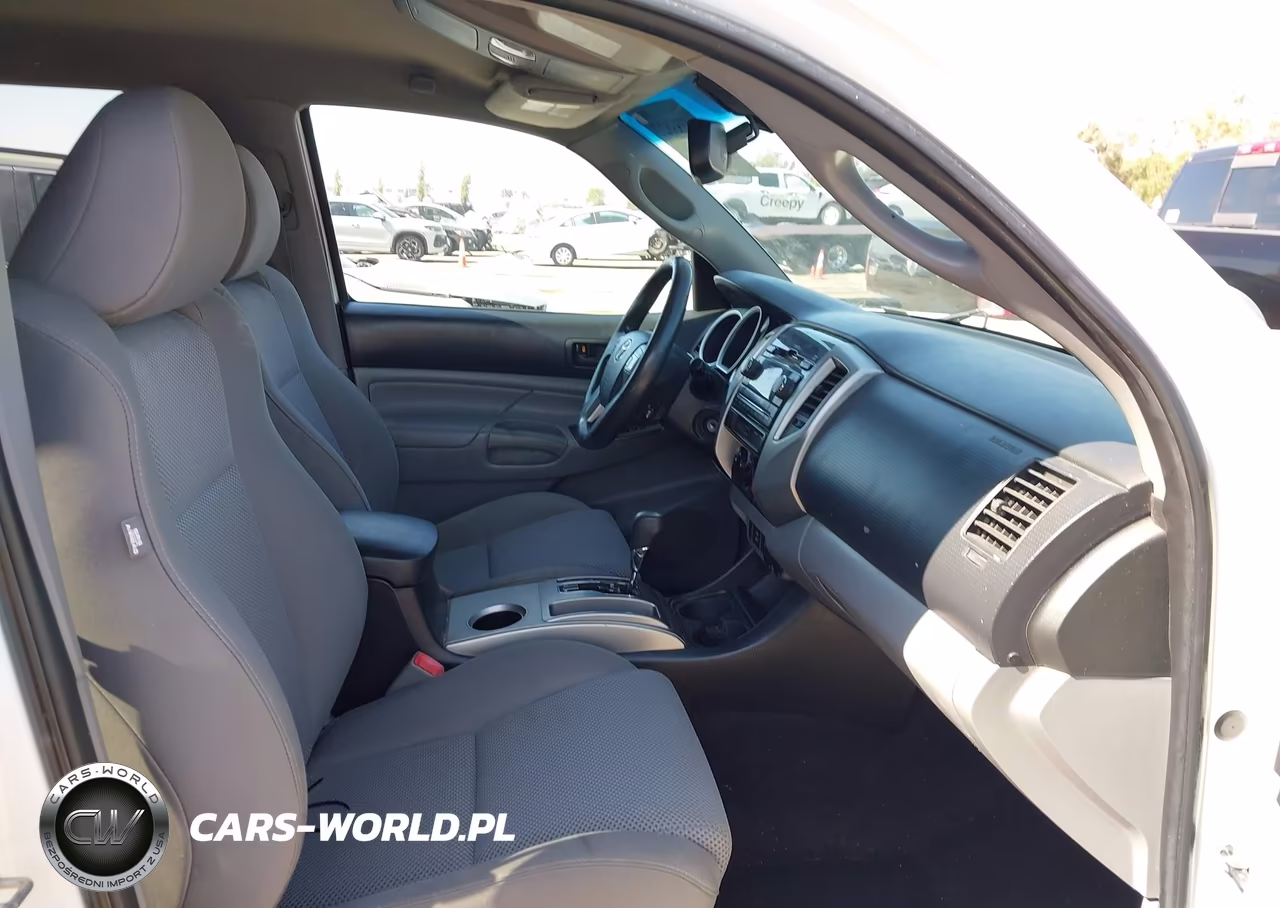 2012 Toyota Tacoma Prerunner V6 VIN:3TMJU4GN2CM138173 - 5
