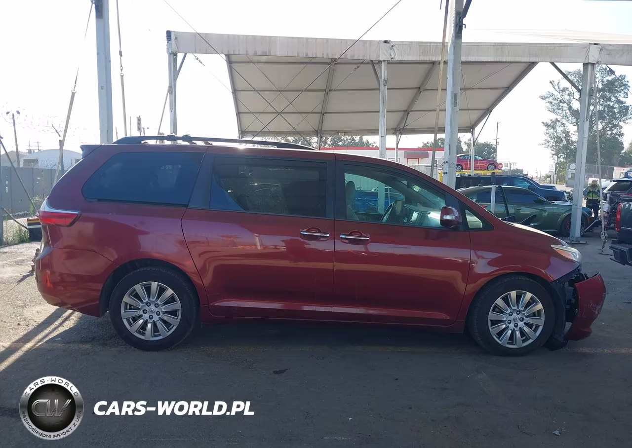 2017 Toyota Sienna Limited Premium 7 Passenger VIN:5TDYZ3DC4HS810836 - 13