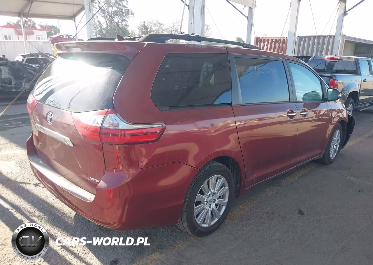 2017 Toyota Sienna Limited Premium 7 Passenger VIN:5TDYZ3DC4HS810836 - 4
