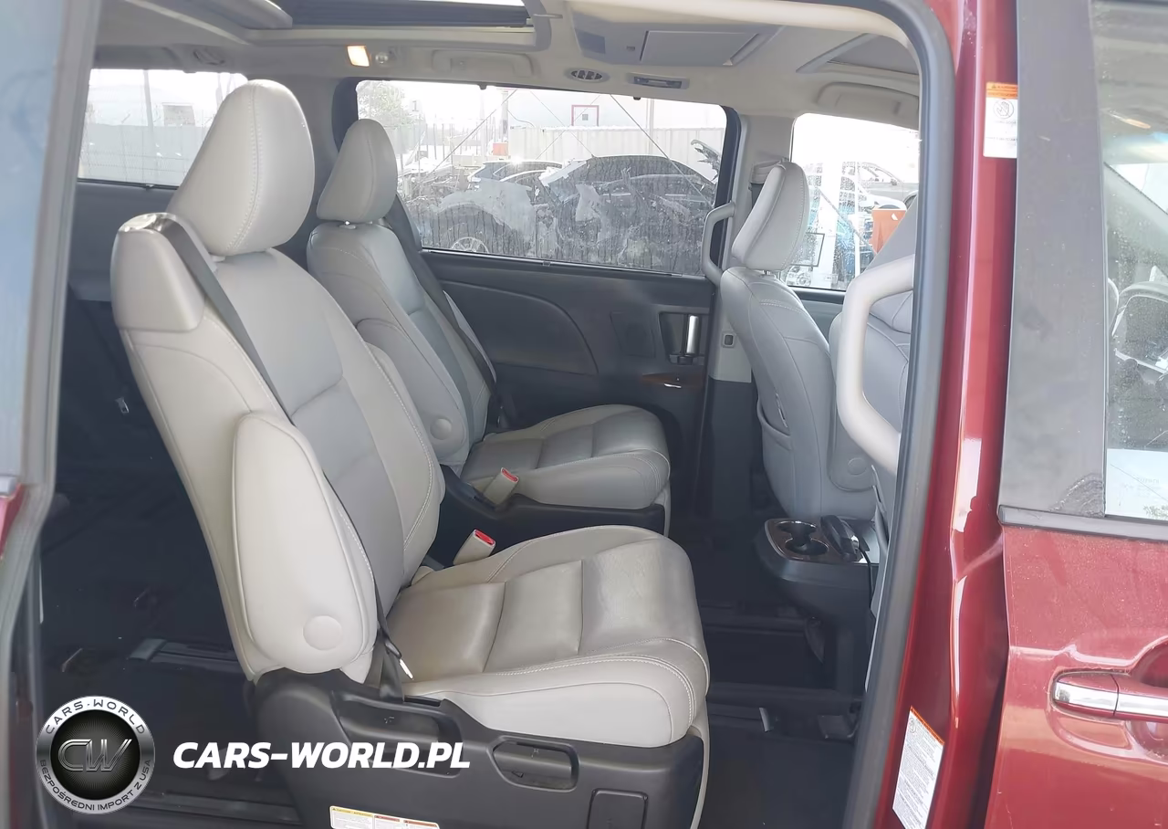 2017 Toyota Sienna Limited Premium 7 Passenger VIN:5TDYZ3DC4HS810836 - 8