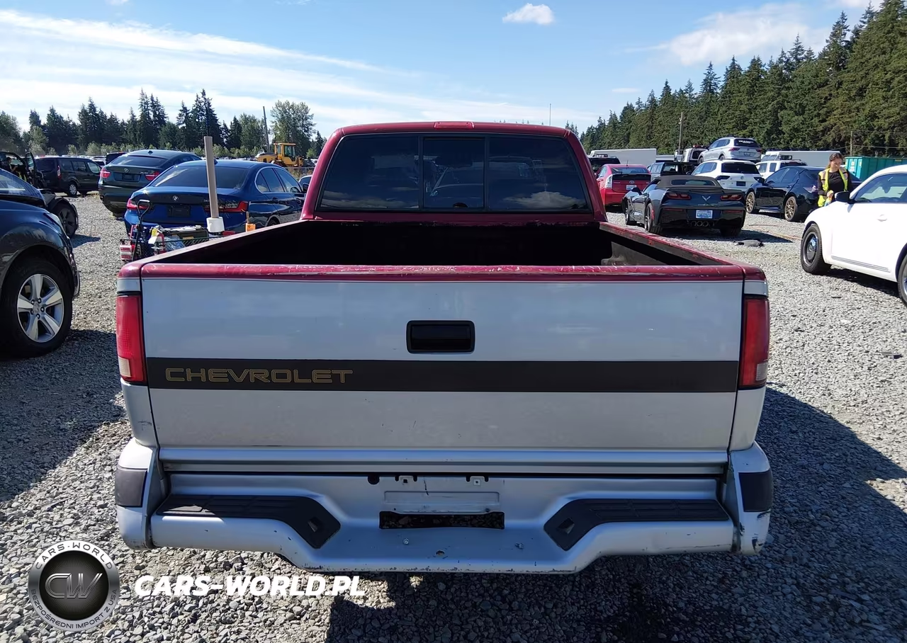 1994 Chevrolet S Truck S10 VIN:1GCCS1948R8233044 - 17