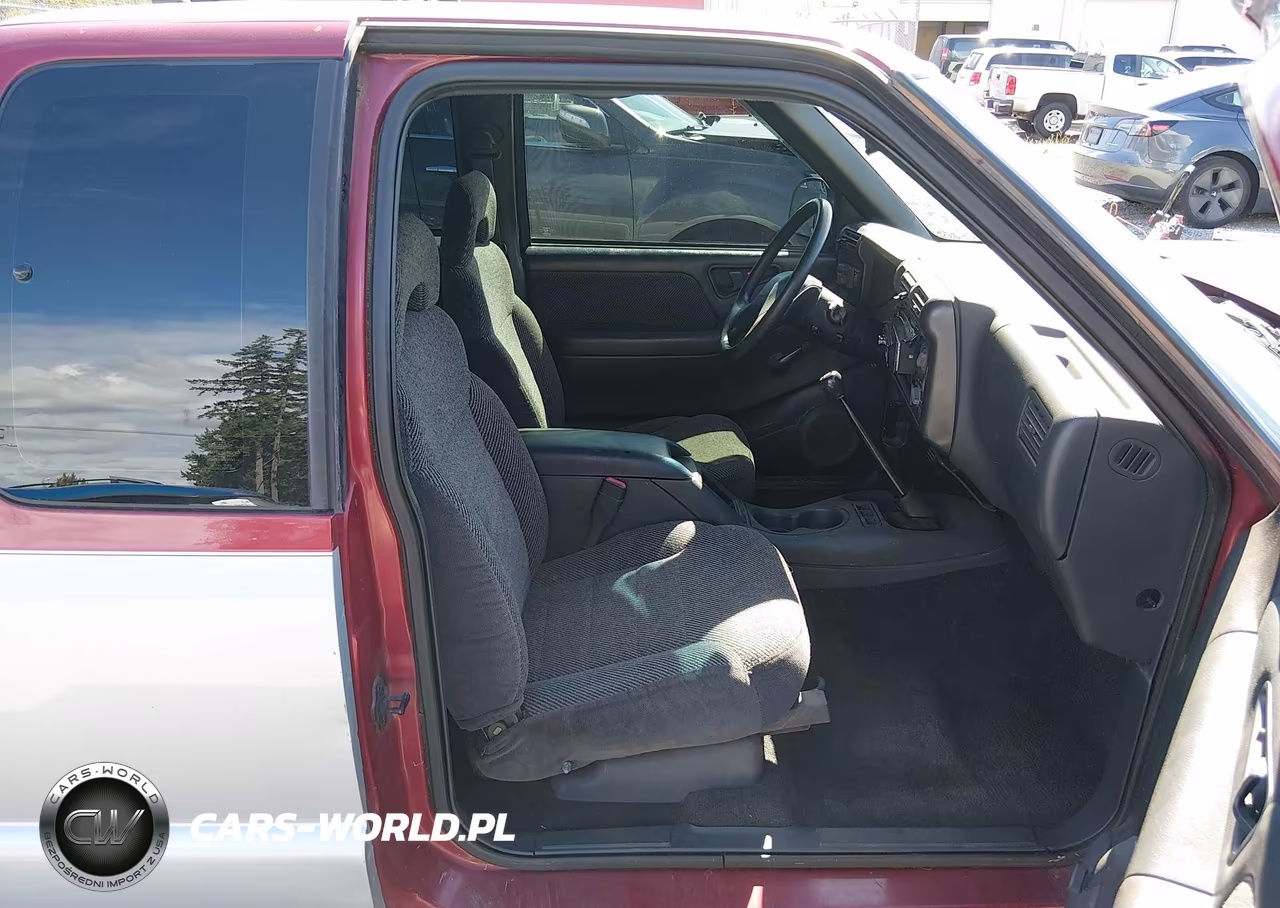 1994 Chevrolet S Truck S10 VIN:1GCCS1948R8233044 - 18