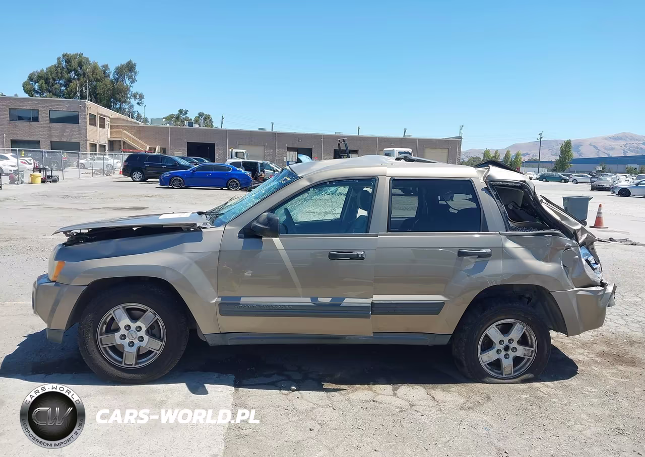 2005 Jeep Grand Cherokee Laredo VIN:1J4GS48K05C526389 - 14
