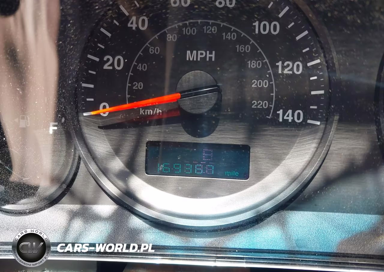 2005 Jeep Grand Cherokee Laredo VIN:1J4GS48K05C526389 - 15