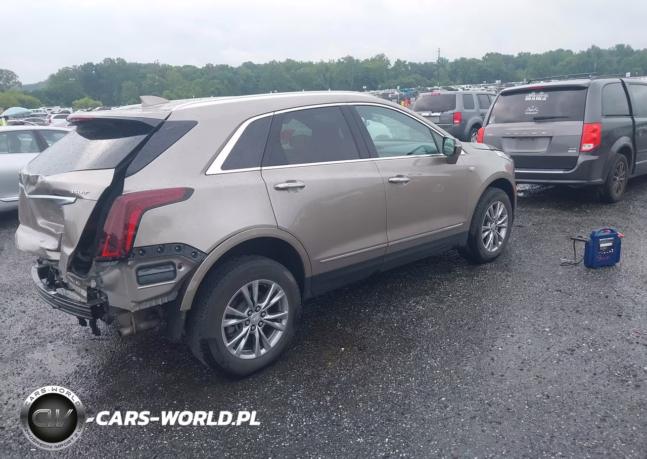 2022 Cadillac Xt5 Fwd Premium Luxury VIN:1GYKNCR49NZ113556 - 4