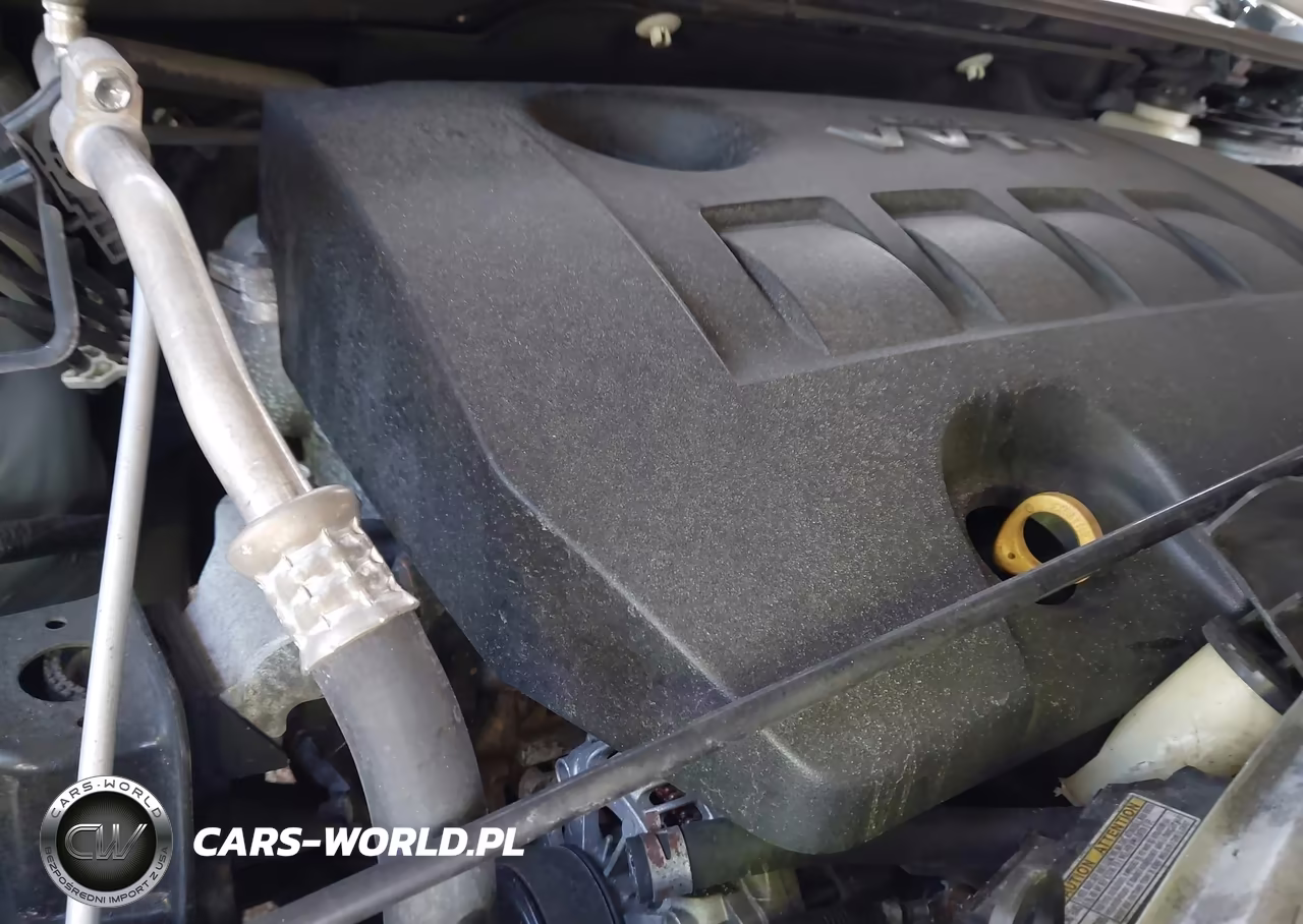 2018 Toyota Corolla Le VIN:5YFBURHE3JP775515 - 10