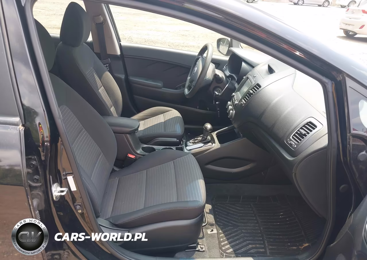 2018 Kia Forte Lx VIN:3KPFL4A72JE198271 - 5