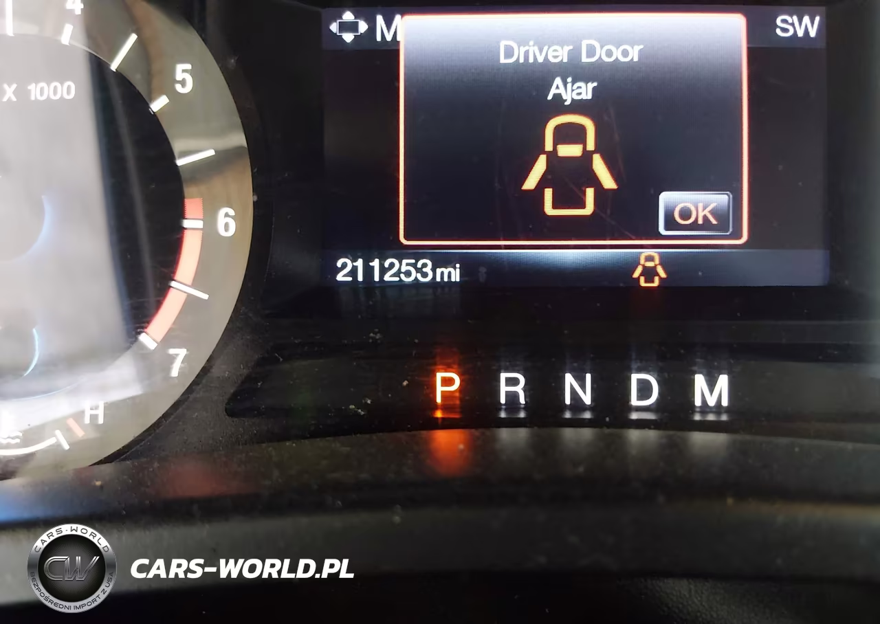 2017 Ford Expedition Xlt VIN:1FMJU1HTXHEA52548 - 16