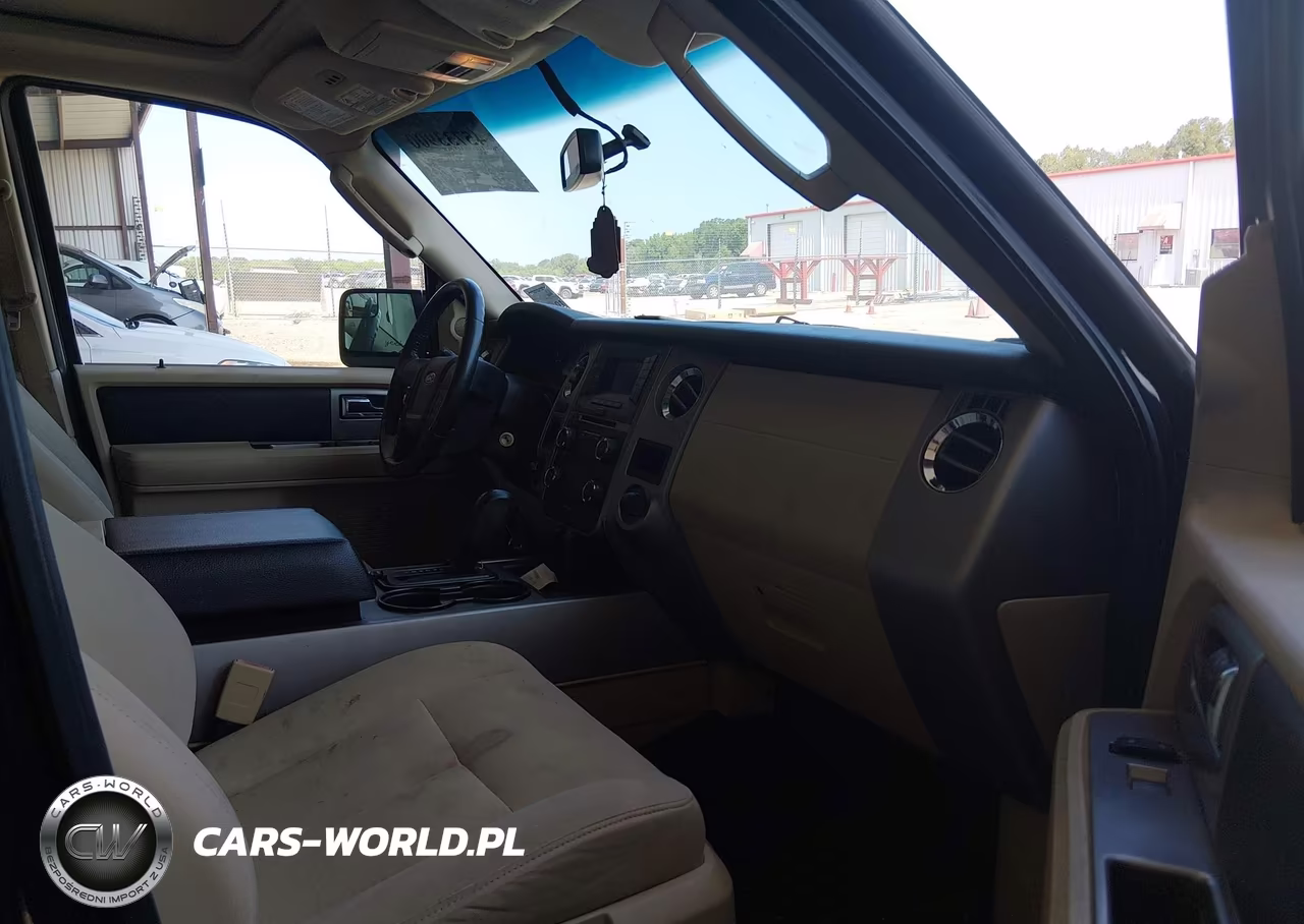 2017 Ford Expedition Xlt VIN:1FMJU1HTXHEA52548 - 5