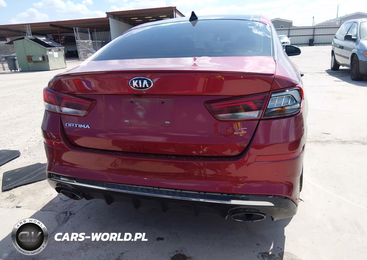 2019 Kia Optima S VIN:5XXGT4L31KG359300 - 16
