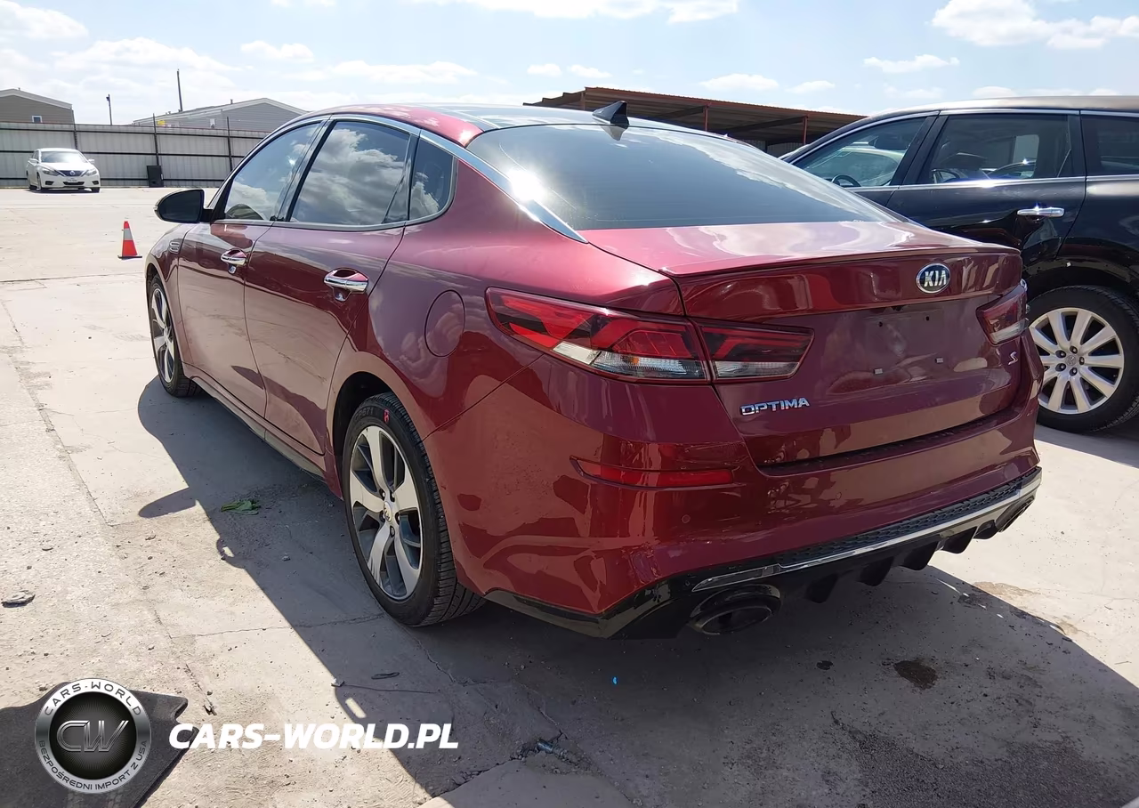 2019 Kia Optima S VIN:5XXGT4L31KG359300 - 3