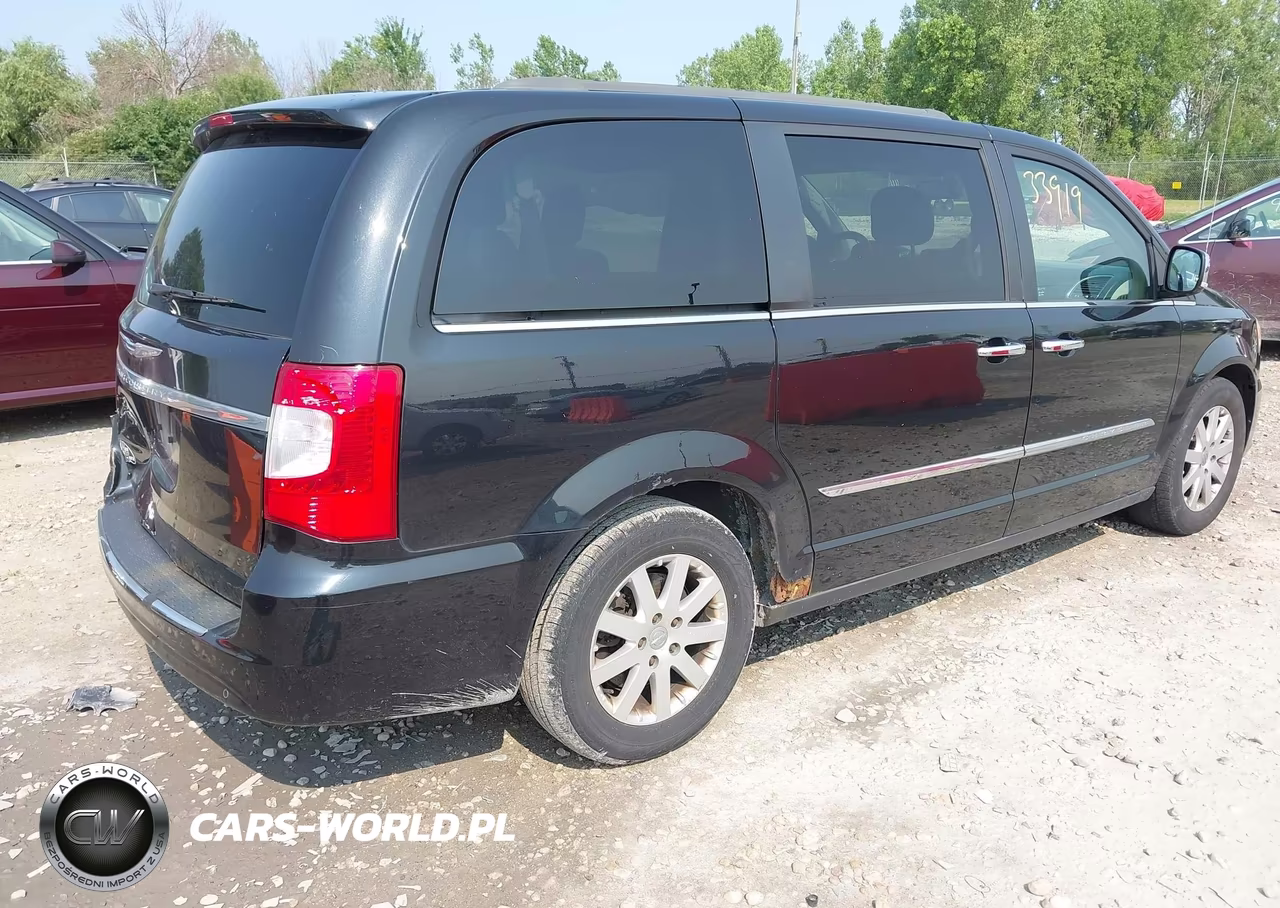 2012 Chrysler Town & Country Touring-L VIN:2C4RC1CG9CR413705 - 4