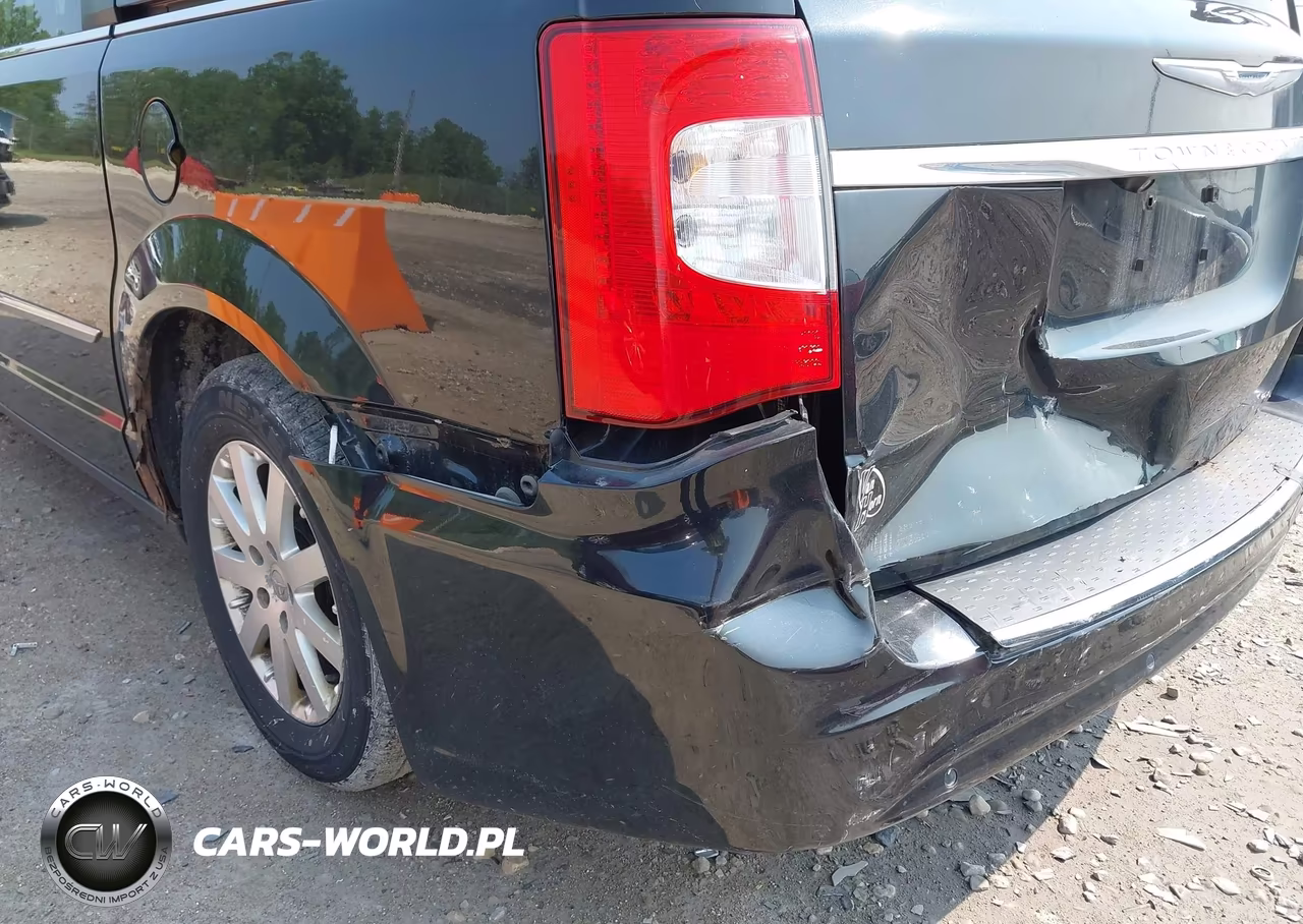 2012 Chrysler Town & Country Touring-L VIN:2C4RC1CG9CR413705 - 6