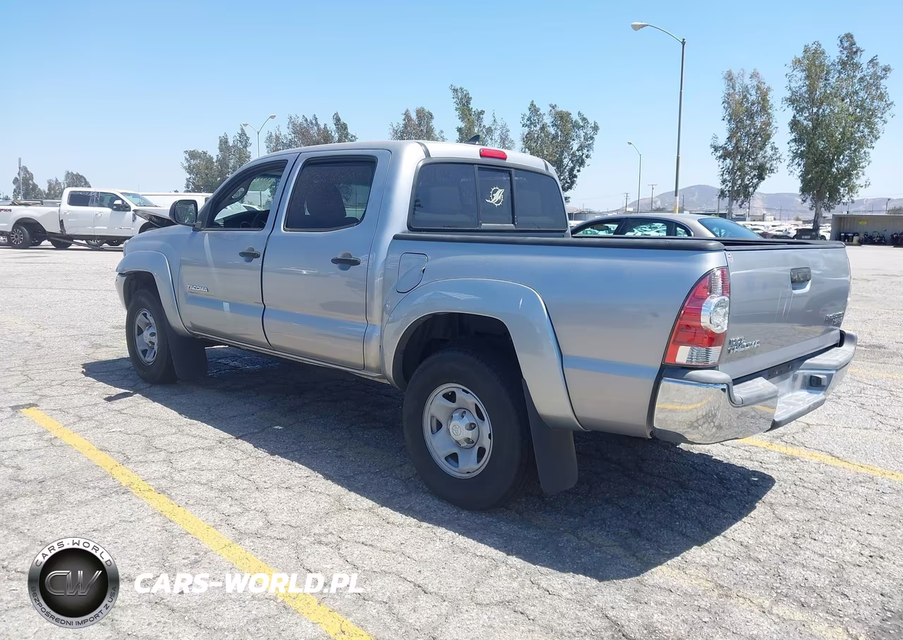 2014 Toyota Tacoma Prerunner VIN:5TFJX4GN3EX031072 - 3