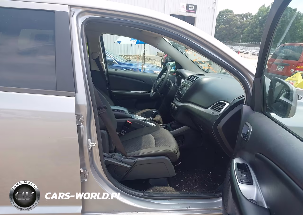 2017 Dodge Journey Sxt VIN:3C4PDCBG1HT636701 - 5
