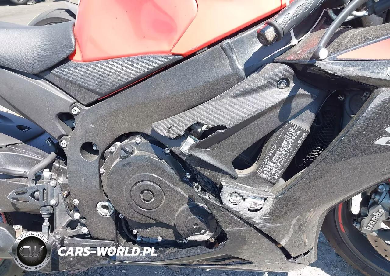 2022 Suzuki Gsx-R600 VIN:JS1GN7FA4N7100328 - 8