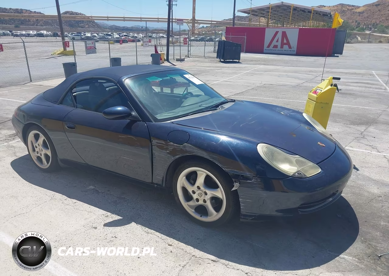 2000 Porsche 911 Carrera-Carrera 4