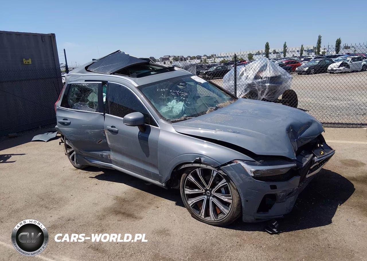 2023 Volvo Xc60 B5 Ultimate Bright Theme – zdjęcie 1 z 18