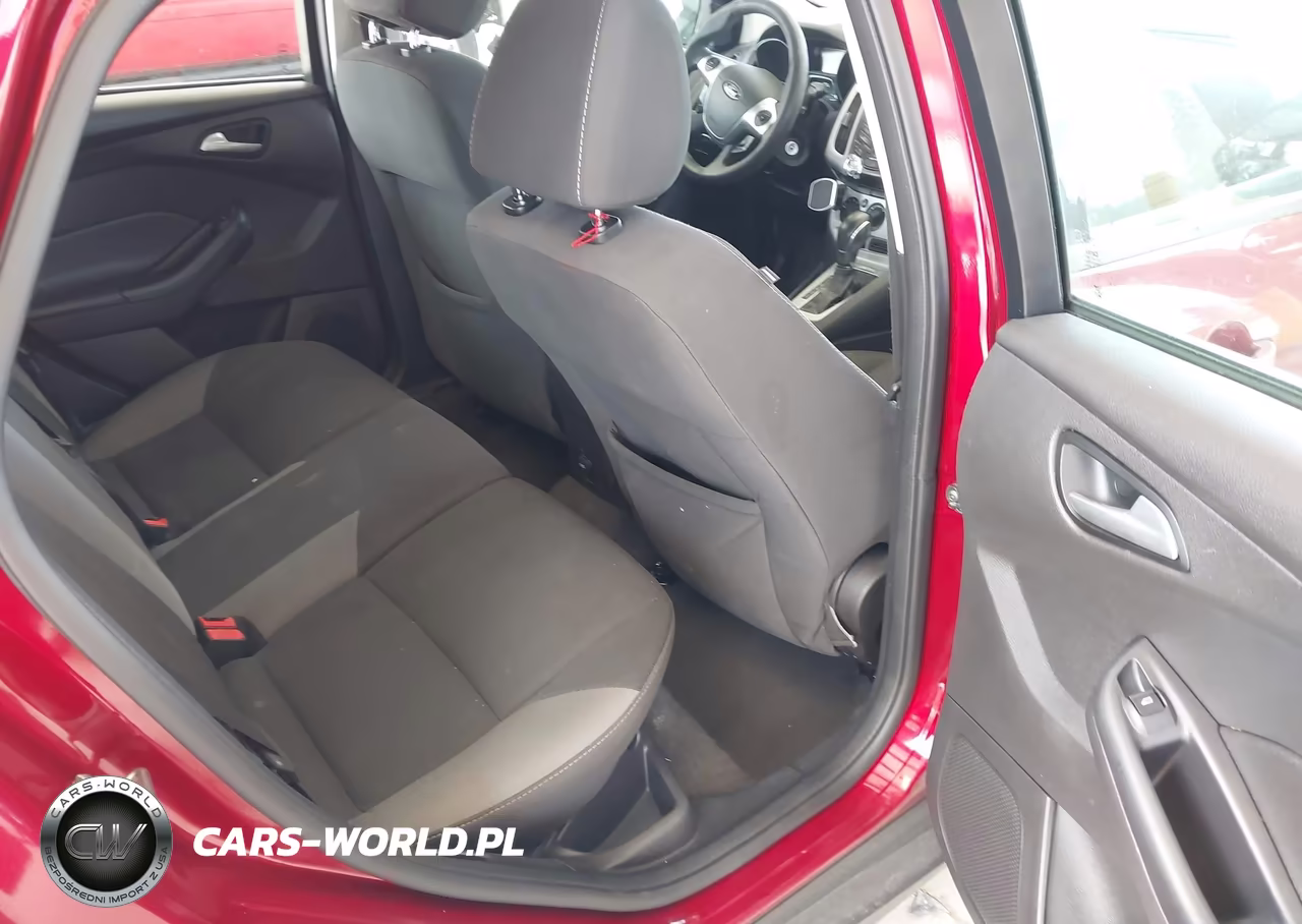 2013 Ford Focus Se VIN:1FADP3K28DL301719 - 8
