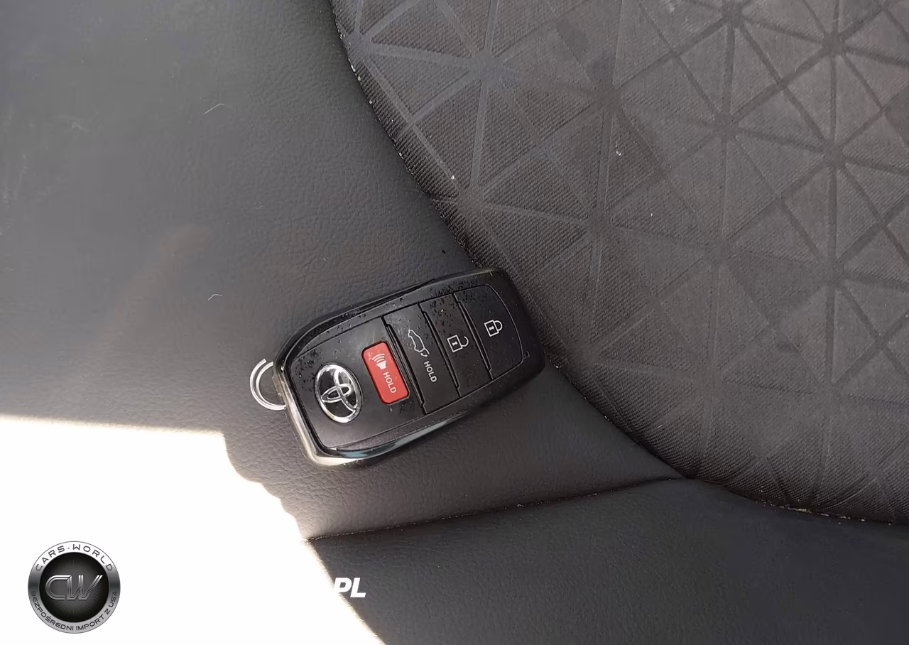 2025 Toyota Highlander Hybrid Xle Nightshade VIN:5TDKBRCH8SS677354 - 11