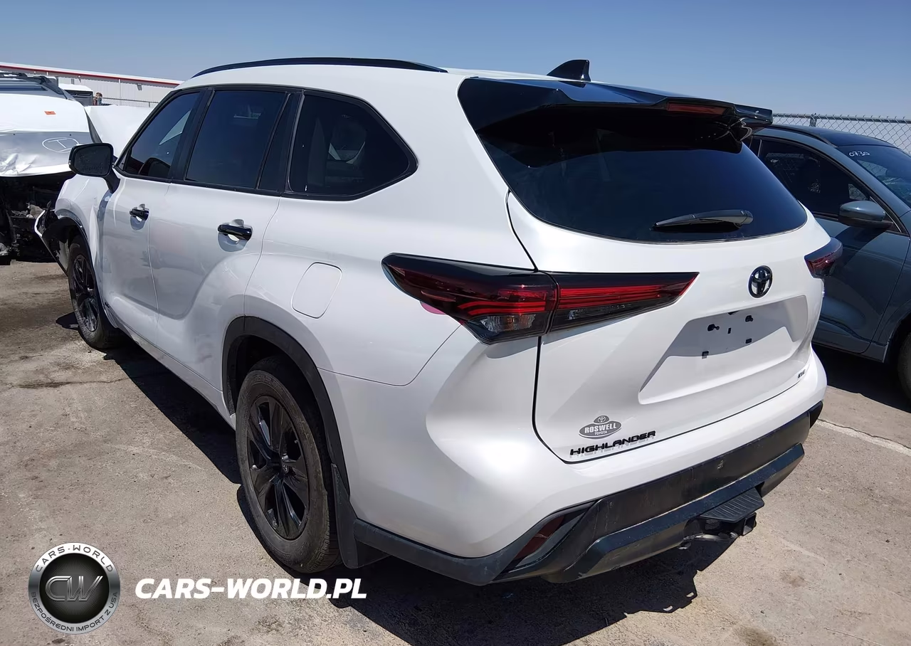 2025 Toyota Highlander Hybrid Xle Nightshade VIN:5TDKBRCH8SS677354 - 3