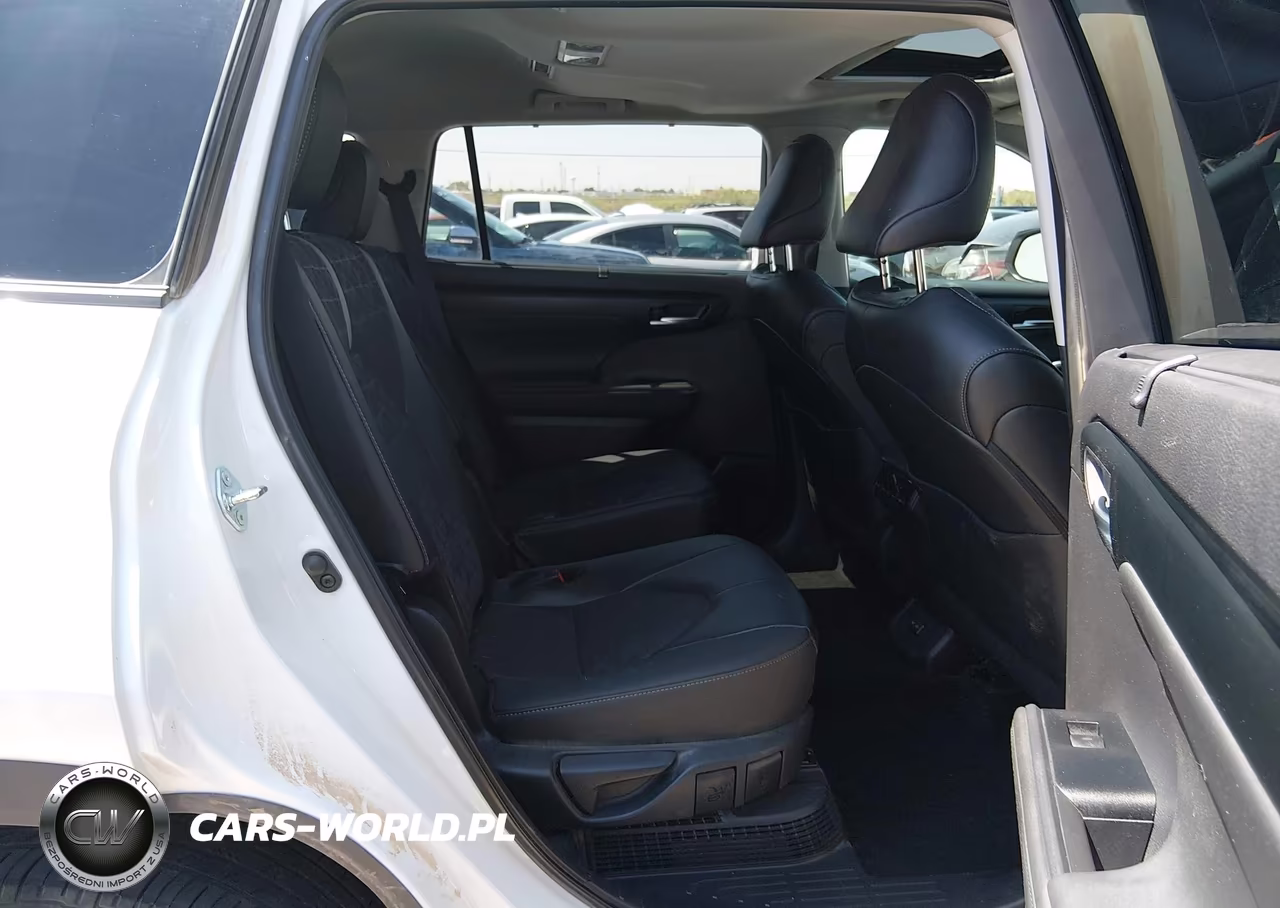 2025 Toyota Highlander Hybrid Xle Nightshade VIN:5TDKBRCH8SS677354 - 8