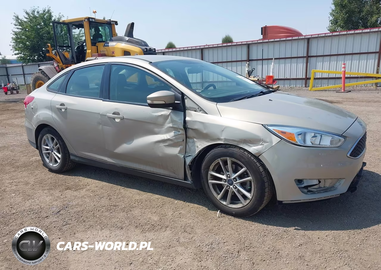 2015 FORD FOCUS SE VIN:1FADP3F28FL201388 - 13