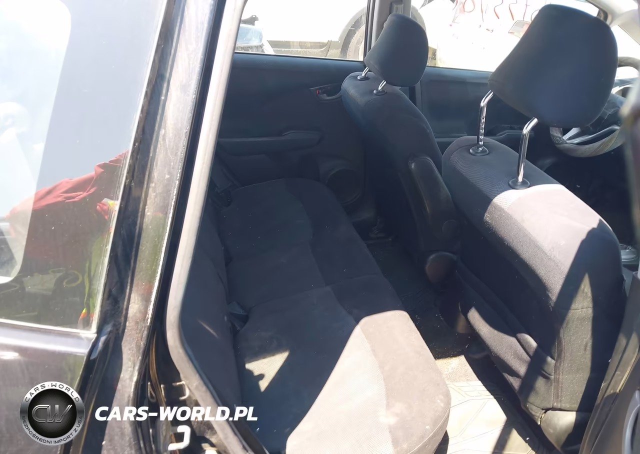 2010 Honda Fit Sport VIN:JHMGE8H48AS021995 - 8