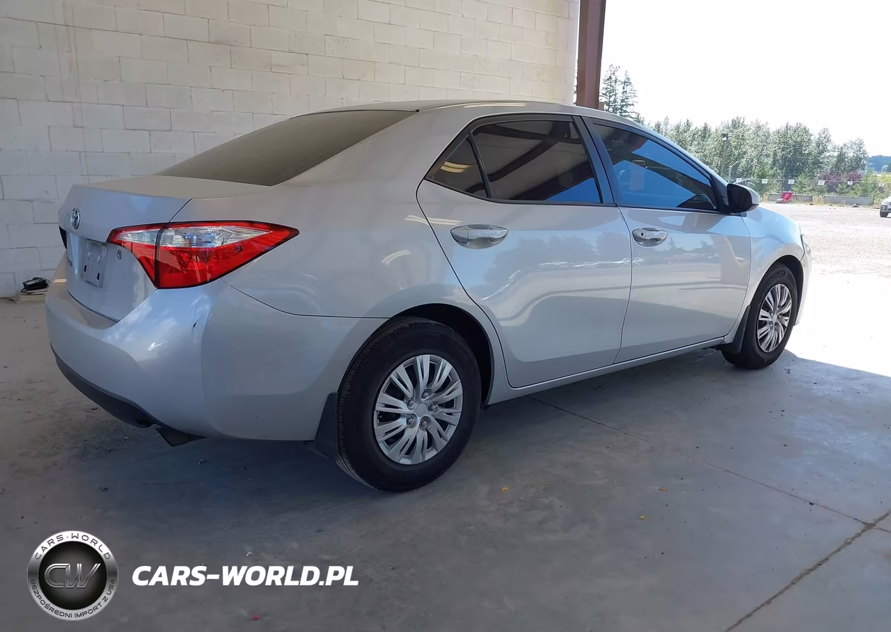 2016 Toyota Corolla L VIN:2T1BURHE8GC590014 - 4