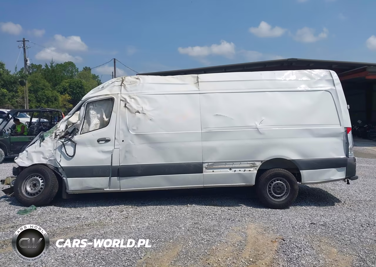 2023 Nissan Sprinter 2500 VIN:W1Y40CHY4PT144734 - 13