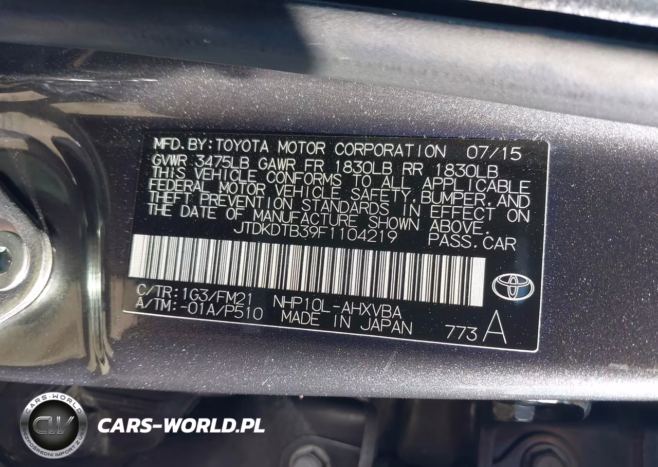 2015 Toyota Prius C Two VIN:JTDKDTB39F1104219 - 9