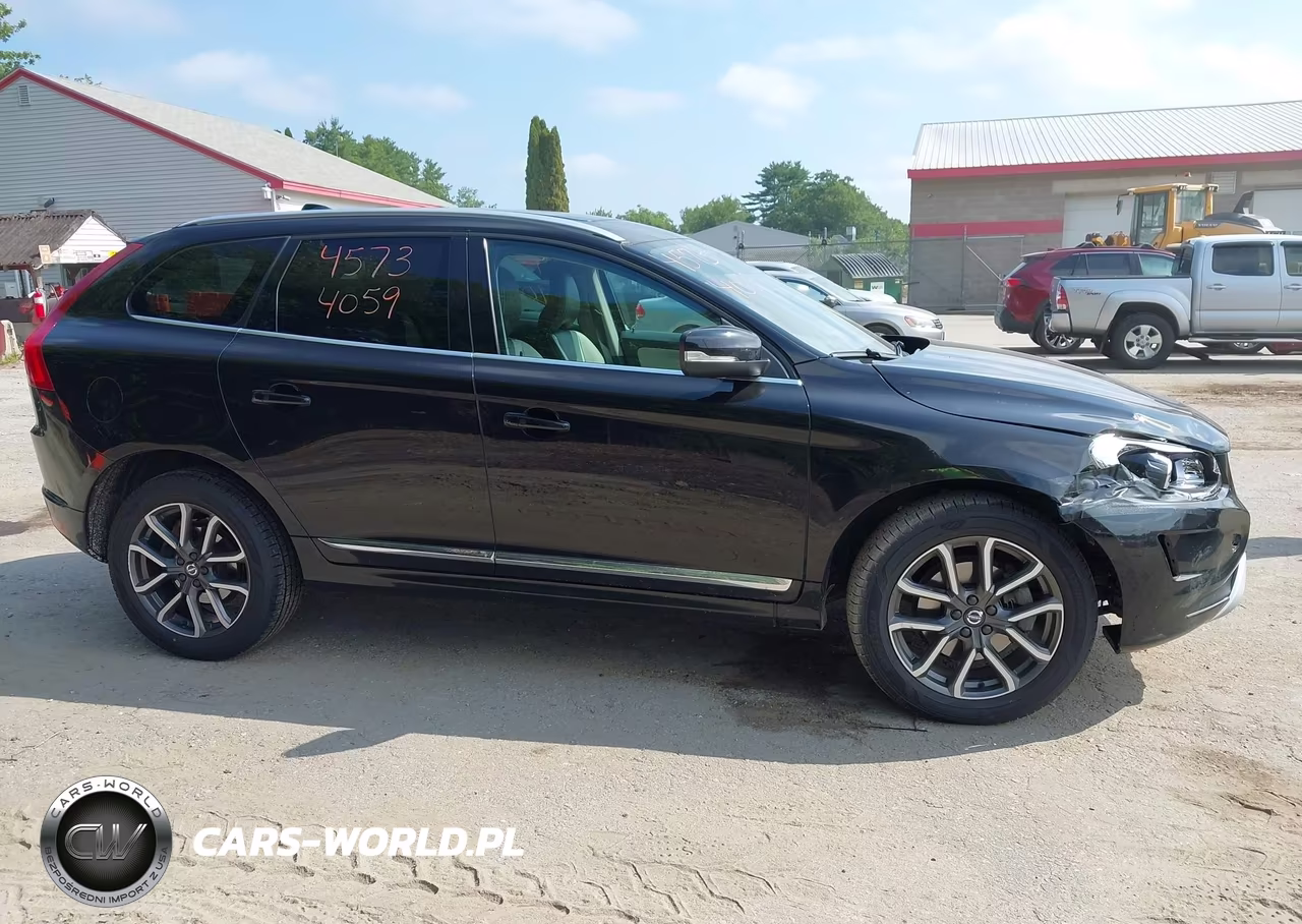 2017 Volvo Xc60 T6 Dynamic VIN:YV449MRR8H2012524 - 13