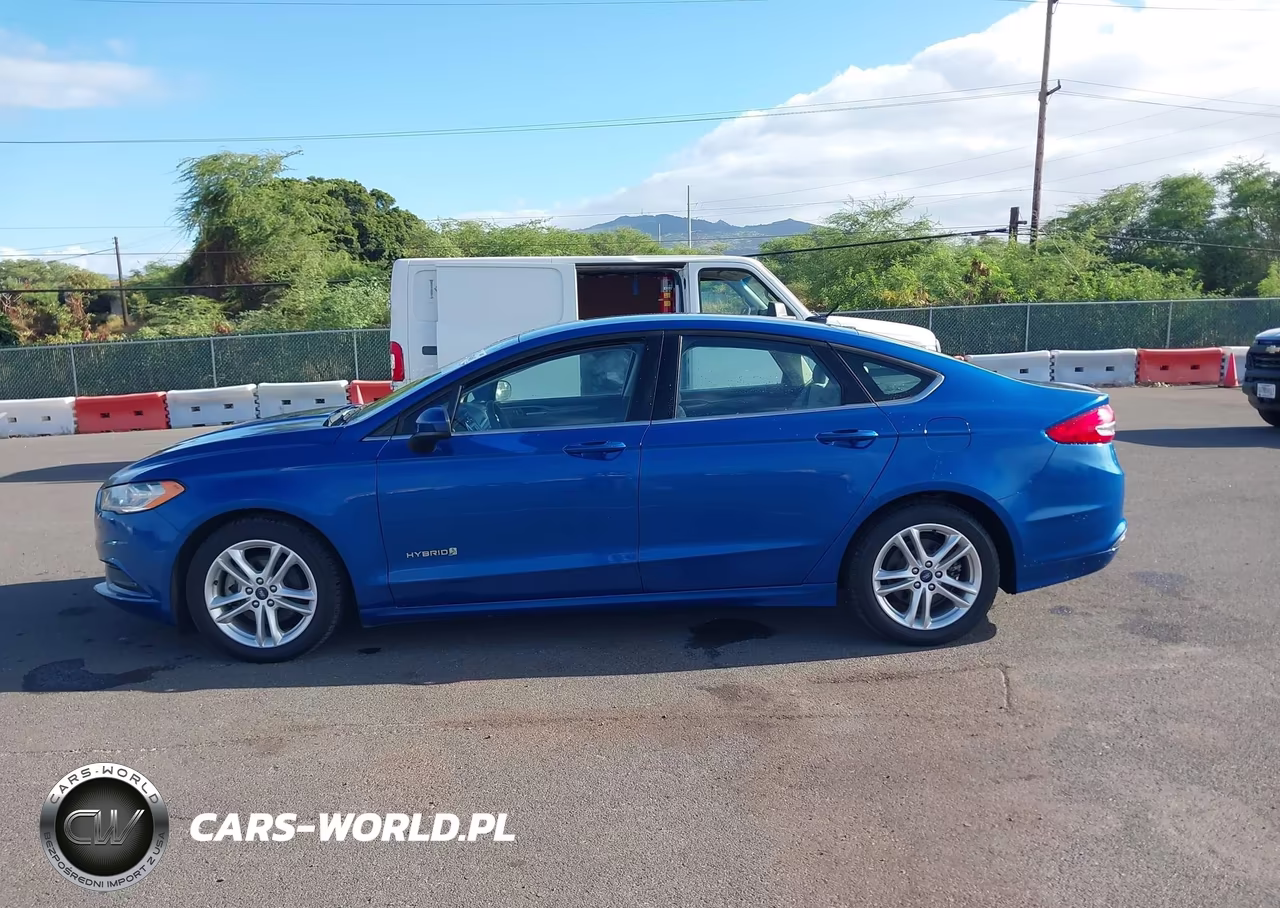 2018 Ford Fusion Hybrid S VIN:3FA6P0UU1JR101266 - 14