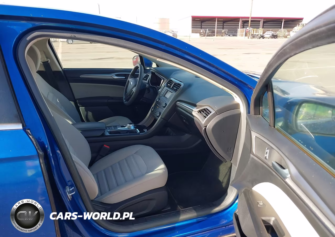 2018 Ford Fusion Hybrid S VIN:3FA6P0UU1JR101266 - 5