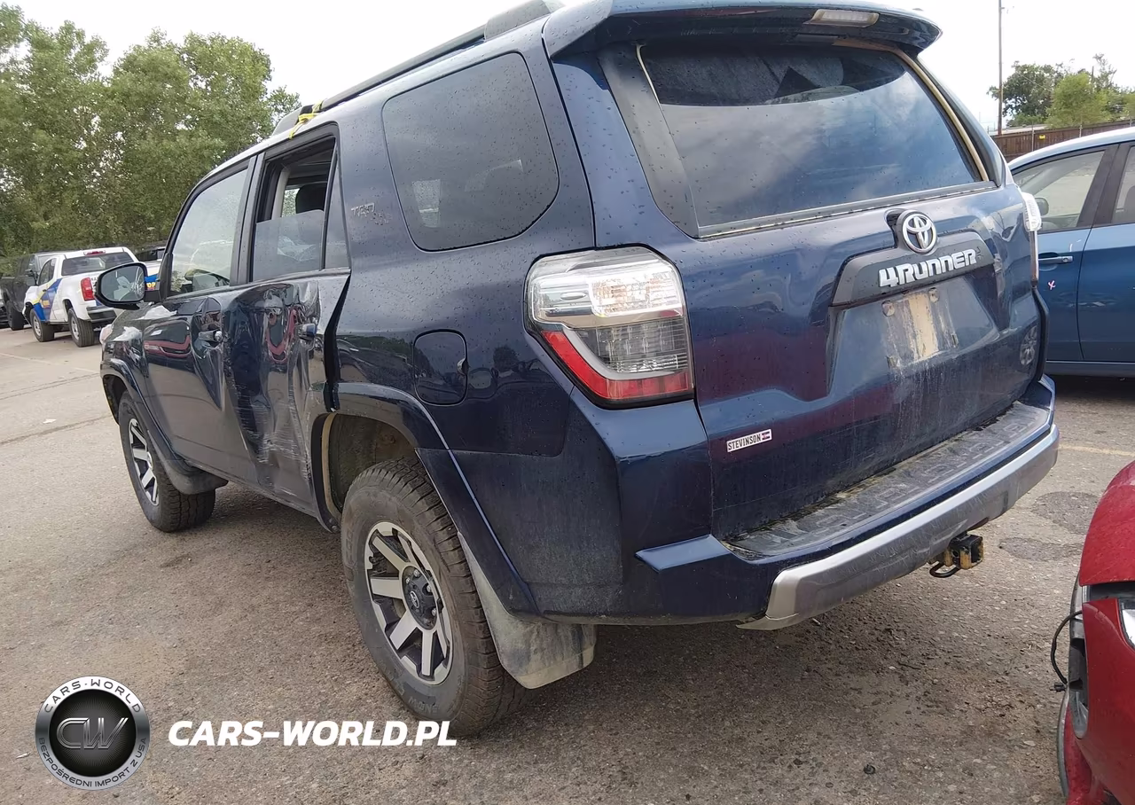 2022 Toyota 4Runner Trd Off Road Premium VIN:JTERU5JR6N6058913 - 3