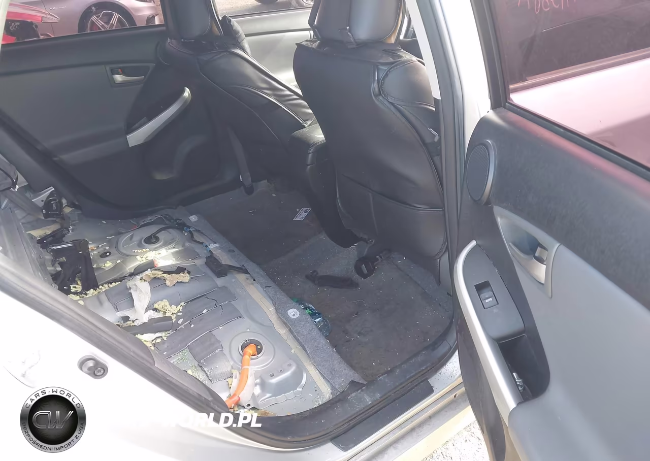 2014 Toyota Prius Four VIN:JTDKN3DU5E1765862 - 8