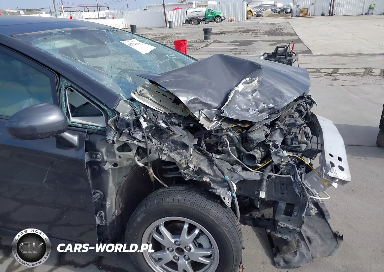 2010 Toyota Prius Iv VIN:JTDKN3DU9A0104772 - 15