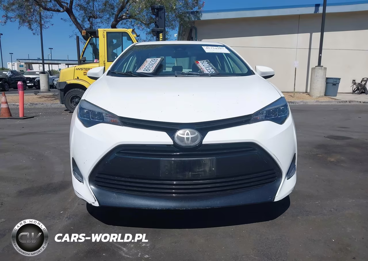 2018 Toyota Corolla Xle VIN:5YFBURHE2JP846932 - 12
