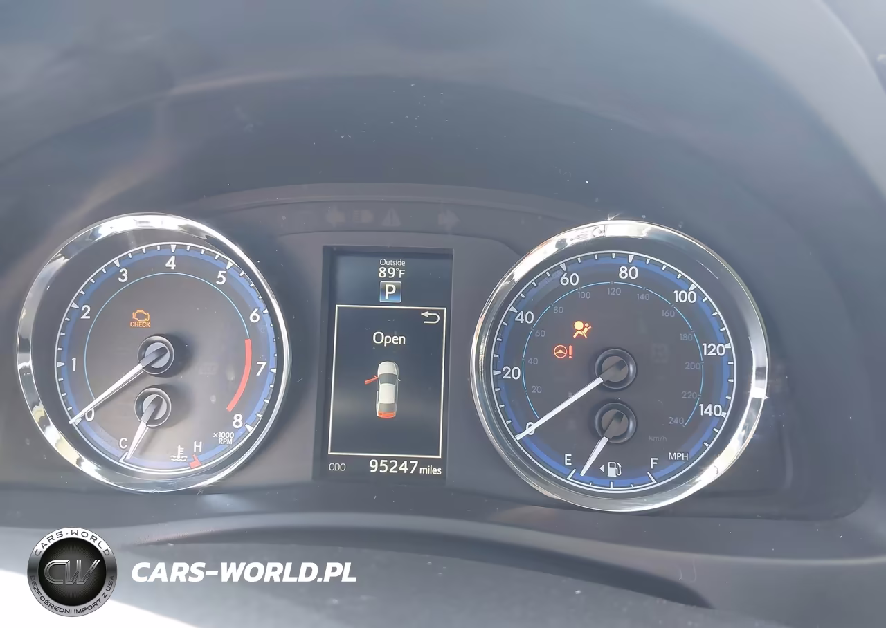 2018 Toyota Corolla Xle VIN:5YFBURHE2JP846932 - 7