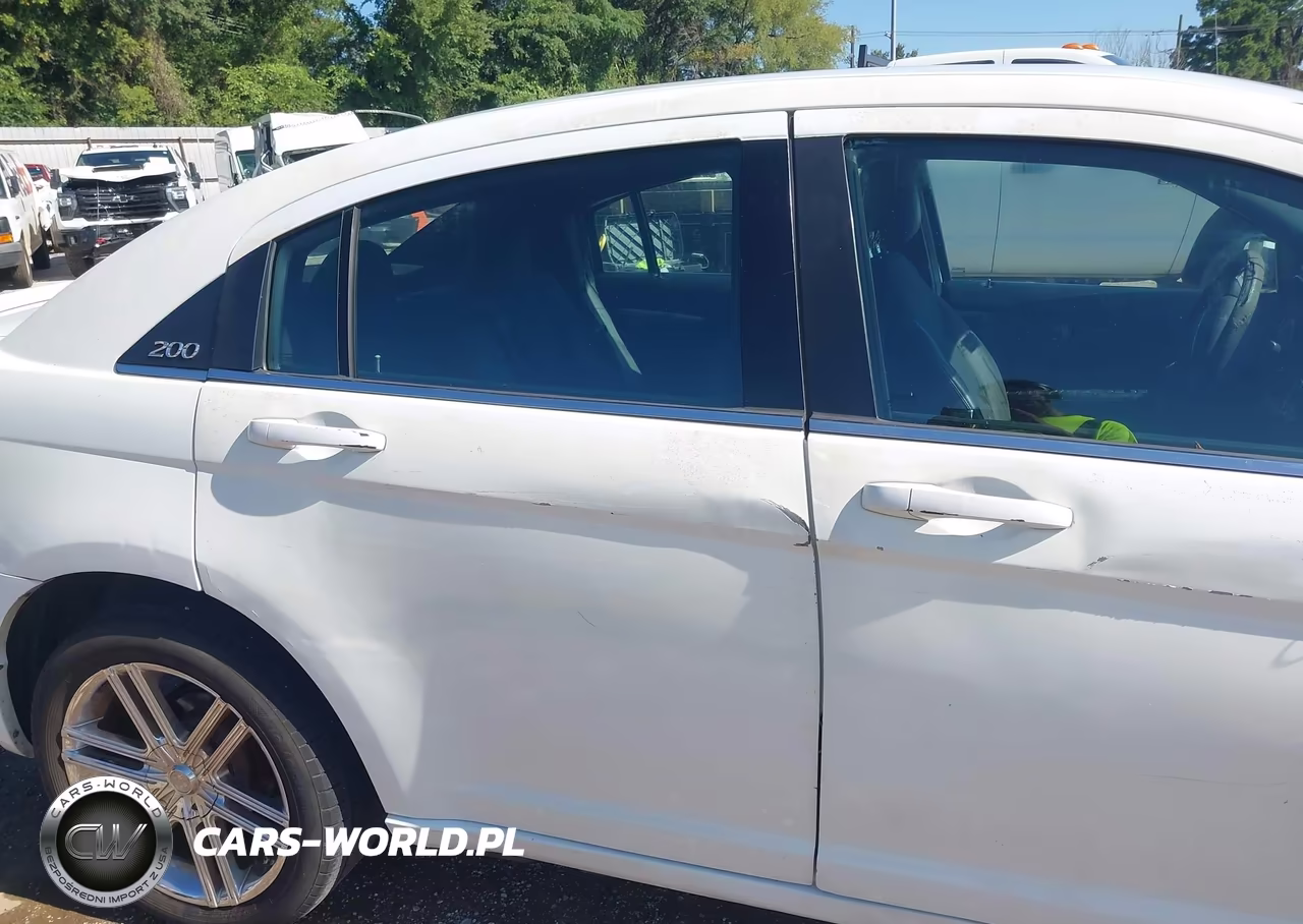 2012 Chrysler 200 Lx VIN:1C3CCBAB3CN104803 - 13