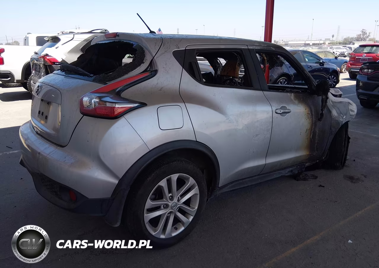 2016 Nissan Juke S VIN:JN8AF5MR8GT602179 - 4