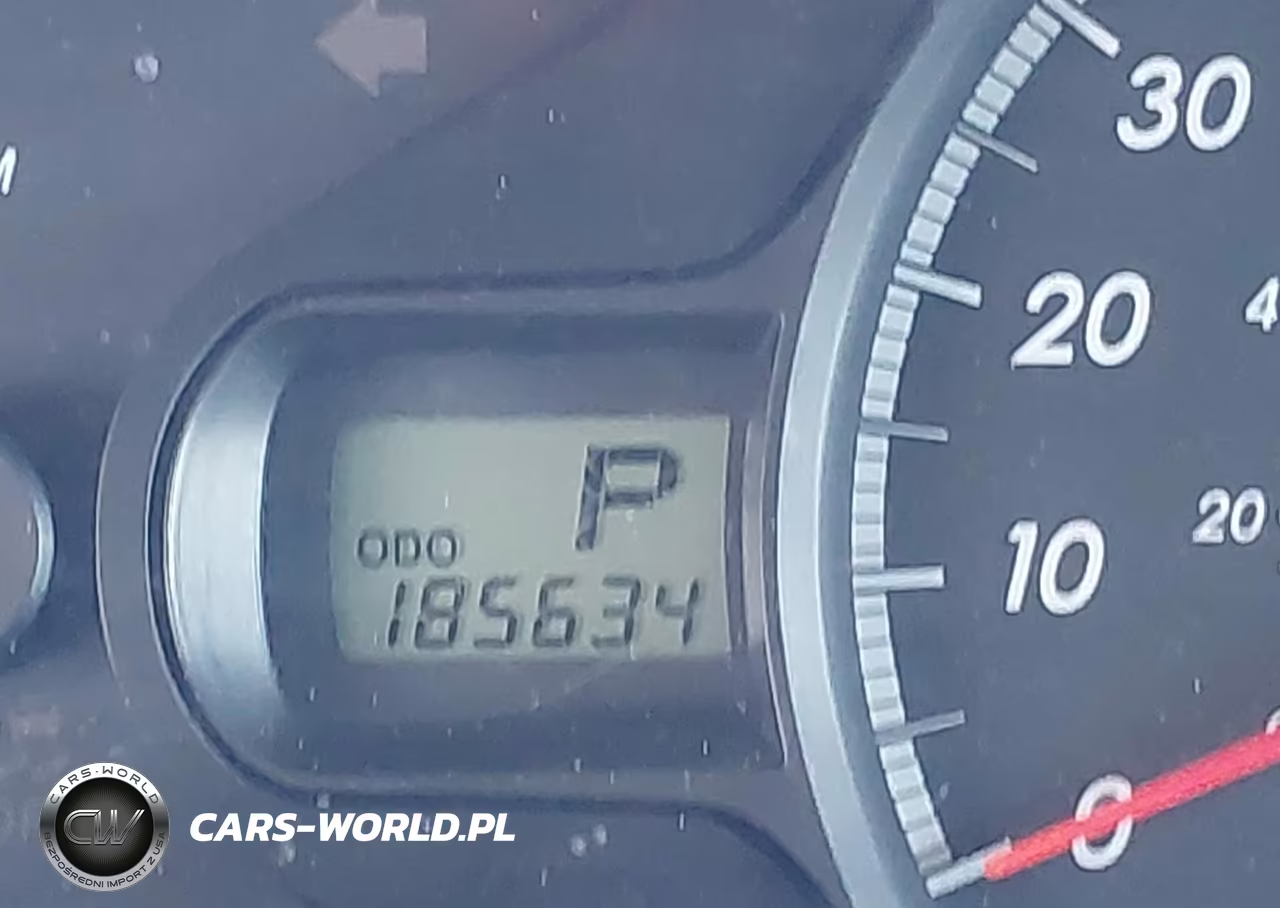 2013 Toyota Sienna L V6 7 Passenger VIN:5TDZK3DC1DS298973 - 16