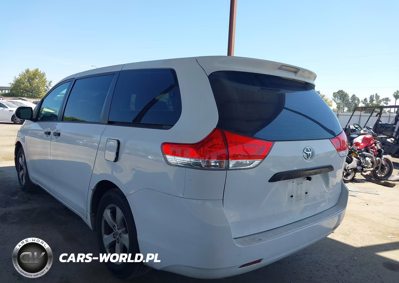 2013 Toyota Sienna L V6 7 Passenger VIN:5TDZK3DC1DS298973 - 3