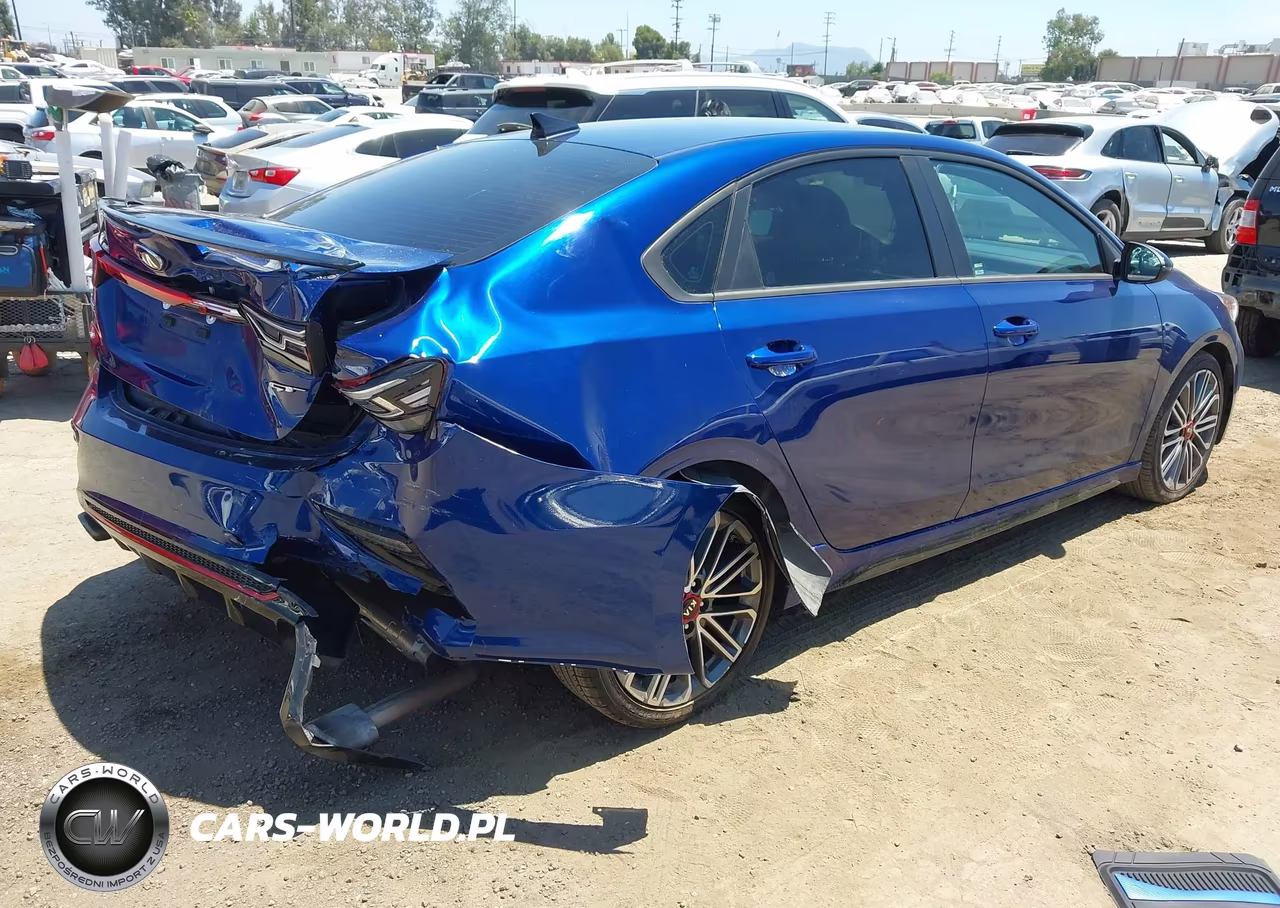 2021 Kia Forte Gt VIN:3KPF44AC5ME400406 - 4