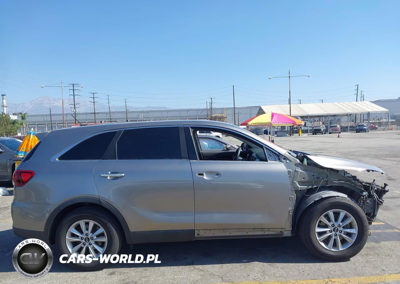 2019 Kia Sorento 3.3L Lx VIN:5XYPG4A53KG487767 - 14