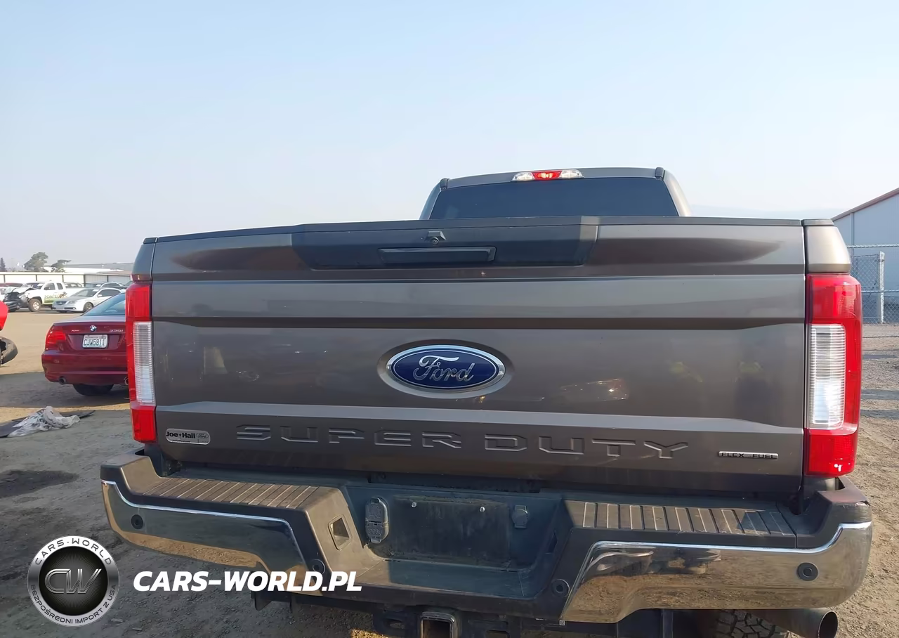 2018 Ford F-350 Xlt VIN:1FT8W3B66JEC01152 - 8