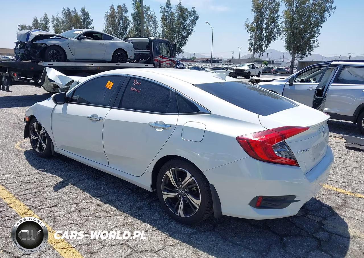 2018 Honda Civic Touring VIN:JHMFC1F94JX014410 - 3
